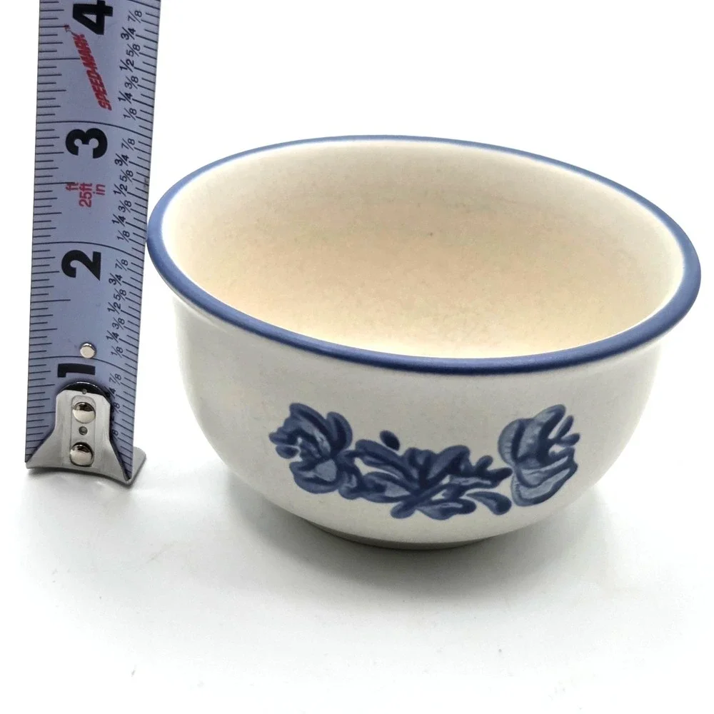 Pfaltzgraff Yorktowne‎ Stoneware Berry Dessert 4.25